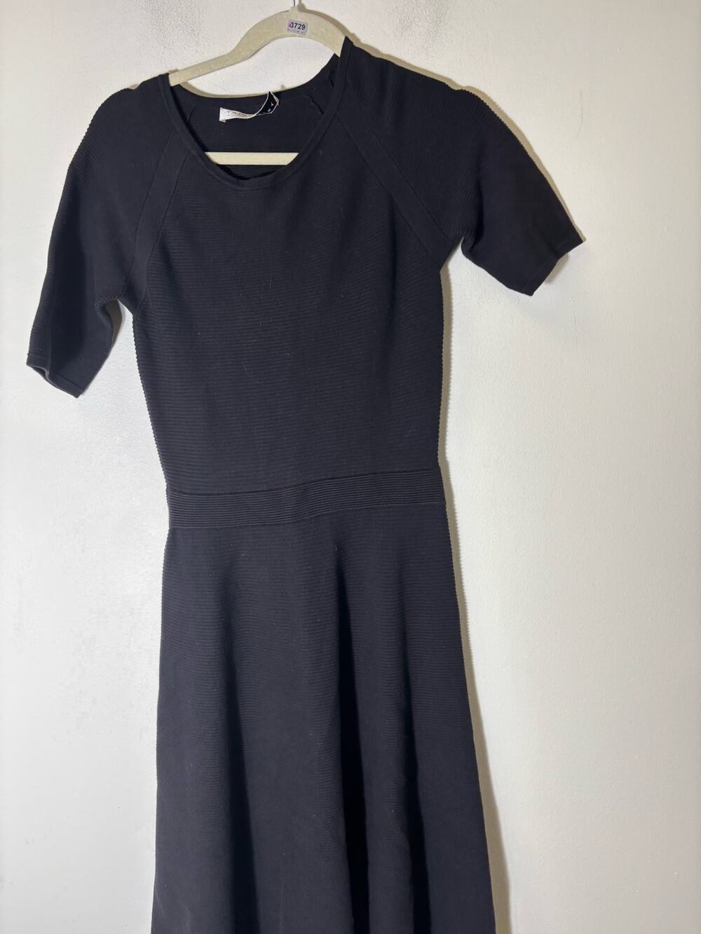 Trina Turk Black Ribbed Sweater Dress Sz fits like a M